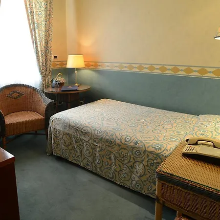 فندق Colombia 3*