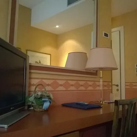 Colombia 3* Trieste