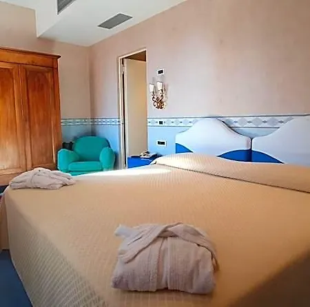 Colombia 3* Trieste