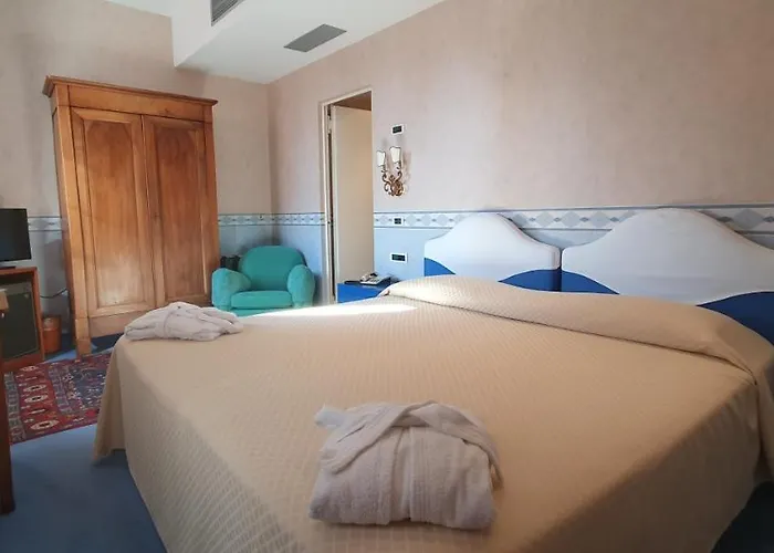 コロンビア ホテル